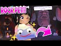 *IT'S HERE* HALLOWEEN in ADOPT ME with ROCK PET! (roblox)