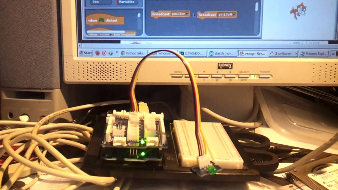 Scratch talking to Arduino via Python Handler-Proof of Concept - YouTube