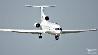 Yak-42 Almost dived onto the runway. Aircraft without reverse. Kazakh landing at Domodedovo