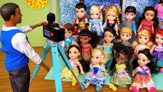 Picture Day Elsa And Anna Toddlers - School - Barbie Is Teacher