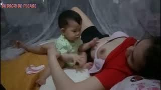 Mama Muda Menyusui Sambil Tiduran Enak Enak Santuy
