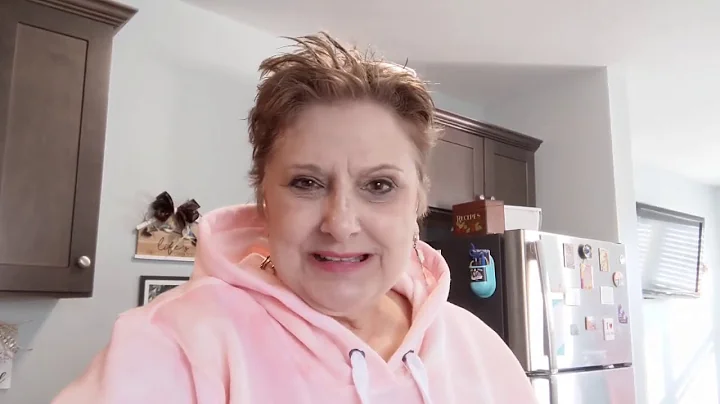 Phyllis Stokes "Gotta Have Something Sweet Cake"