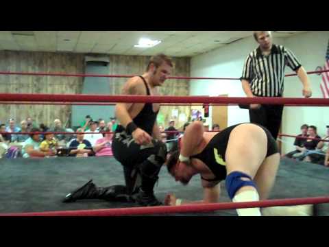 Damien Thorne vs. Gunner Franks