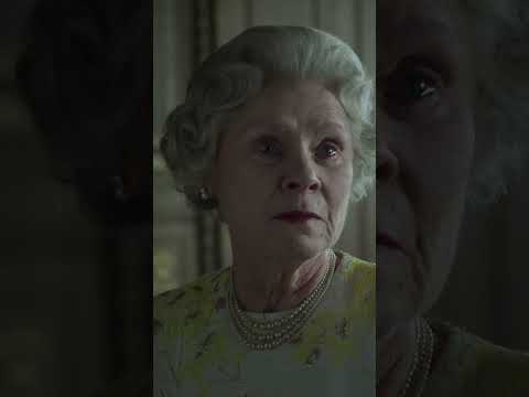 Queen Realizes That Elizabeth Windsor Is Long Gone - The Crown Season 6