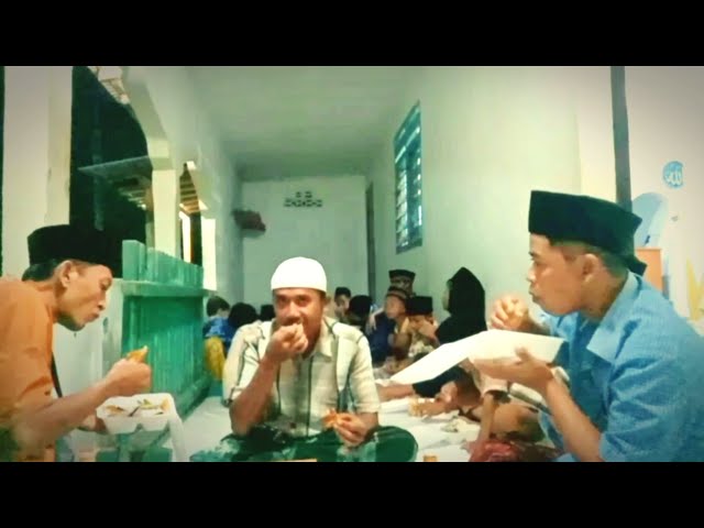 Buka puasa bersama || suasana meriah di masjid Al hikmah trenggalek class=