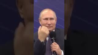 Путин показывает кулак оригинал