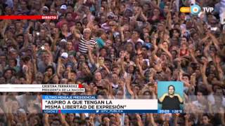 Cristina se despide ante una multitud en la Plaza de Mayo 9/12/15 - Visión 7