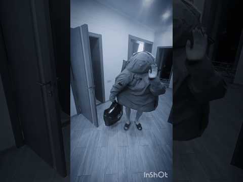 Хейтер грабит туалет 😱👻 #моменты #фильм #сериал #хоррор #чудовище #страшилки #ужасы #момо #хейтер