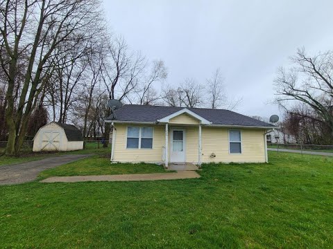 1226 Chicago Avenue, Benton Harbor, MI home video tour