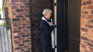 10 LEUNEAH LANE KARANA DOWNS  QLD 4306