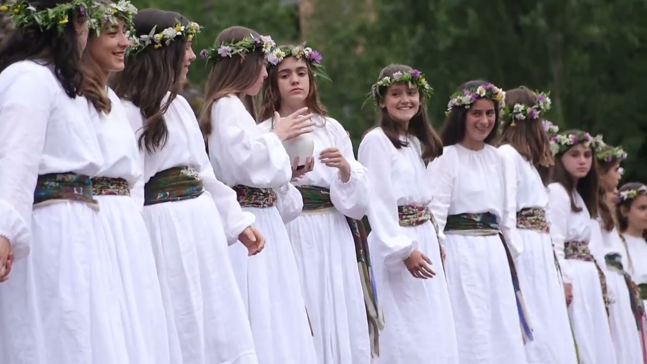 San Joan bezperako soka-dantza egin dute Beasainen