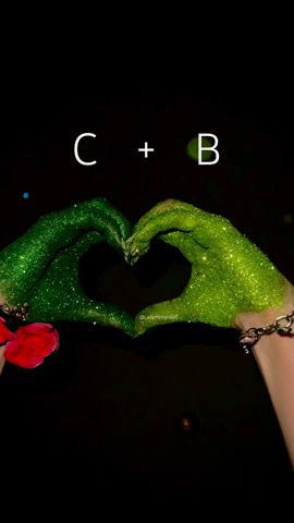 Welche Buchstaben als nächstes?💚 #schweiz #glitzer #aesthetic #glitter #glitterlove #bff #edit