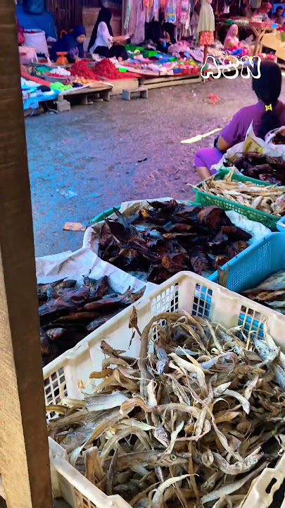Pasar Lama Panyabungan dengan kue tradisional #madina #sumut