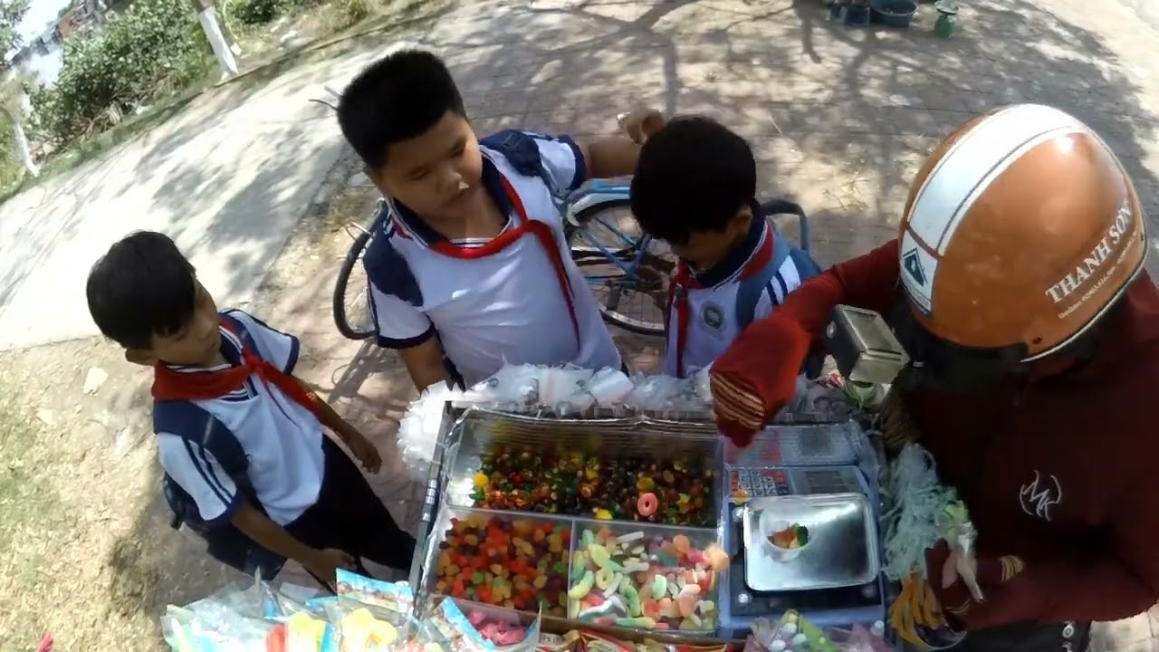 Ăn vặt Sông Đốc