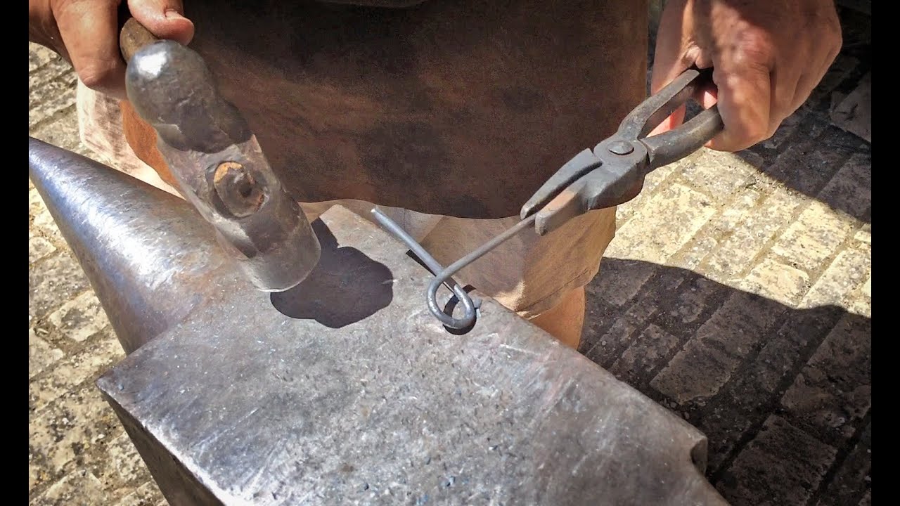 How to knot an iron rod Spanish ancient YouTube