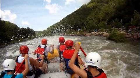 Upper Ocoee Rafting: Running the 1996 Olympic Course (Class IV)