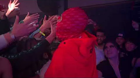 D. Savage "Don't U Change" live @complexoakland