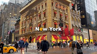 ⁴ᴷ NYC Winter Walk 2023 - Rainy Midtown Manhattan, Rockefeller Center, 5th Avenue \& Times Square