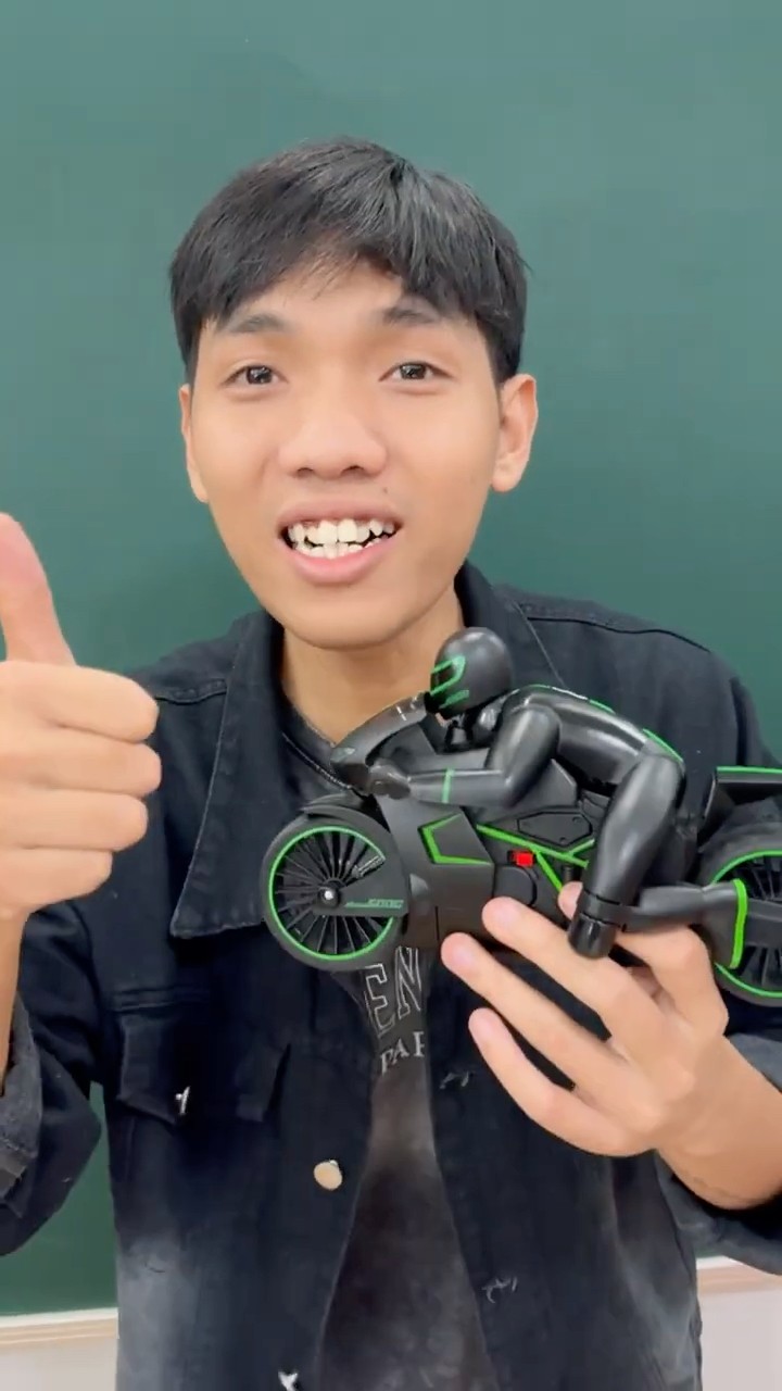 LNS - Chơi thử xe máy nhỏ, vừa và lớn || Motorbike toys Noob vs Pro vs Hacker ? #shorts