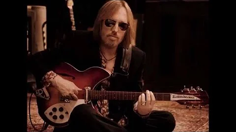 Tom Petty and The Heartbreakers - Walls (Circus)