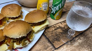 ساندوتش شاورما لحم طعمه خطيرررر beaf steak sandwich