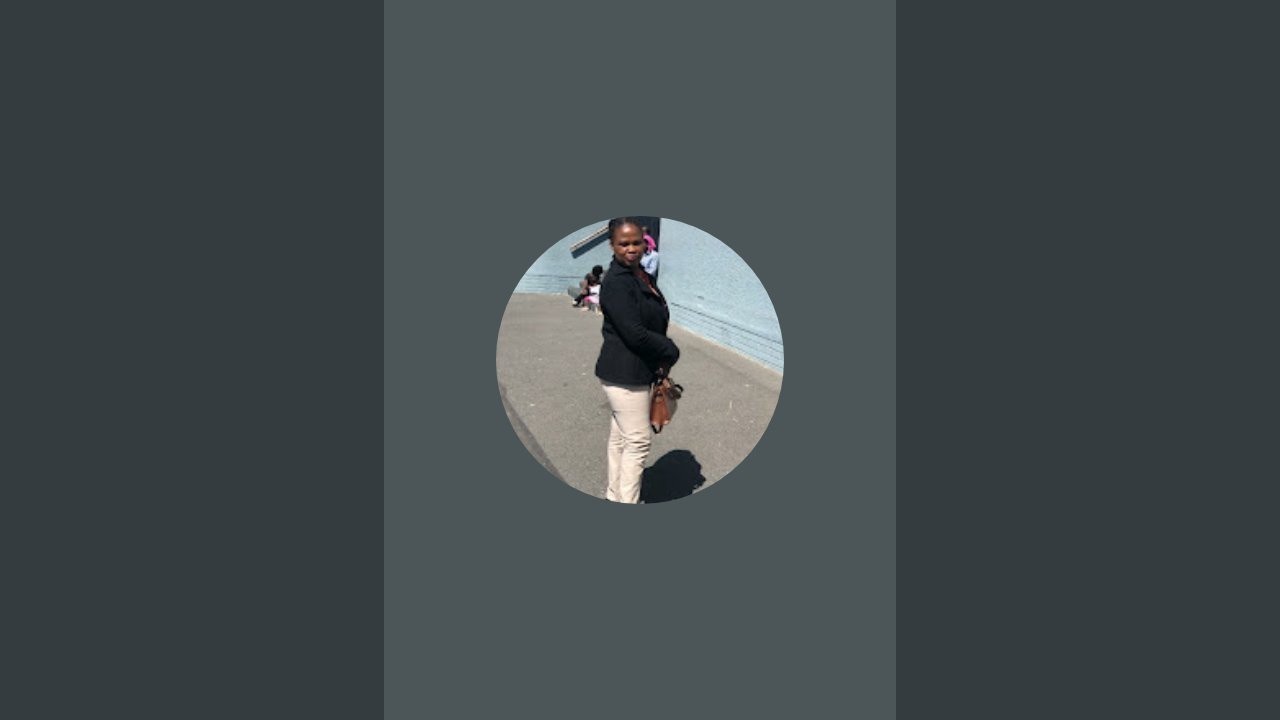 Mamoyo's Closet  is live!