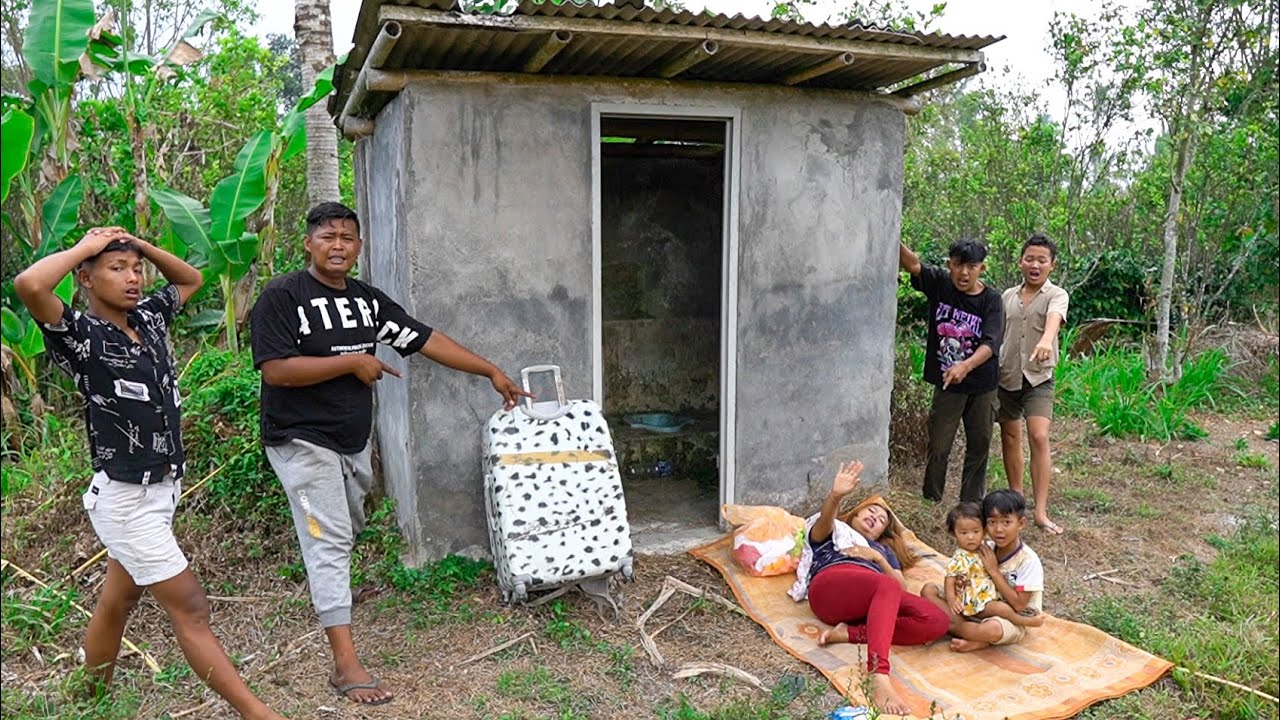 SEDIH BANGET RAMA DAN IBUNYA DI USIR DARI RUMAH SAMA BAPAKNYA