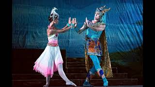 Цзо Чжень-Гуань. Адажио Авей и Принца из балета «Течёт речка» («Девушка и дракон»)