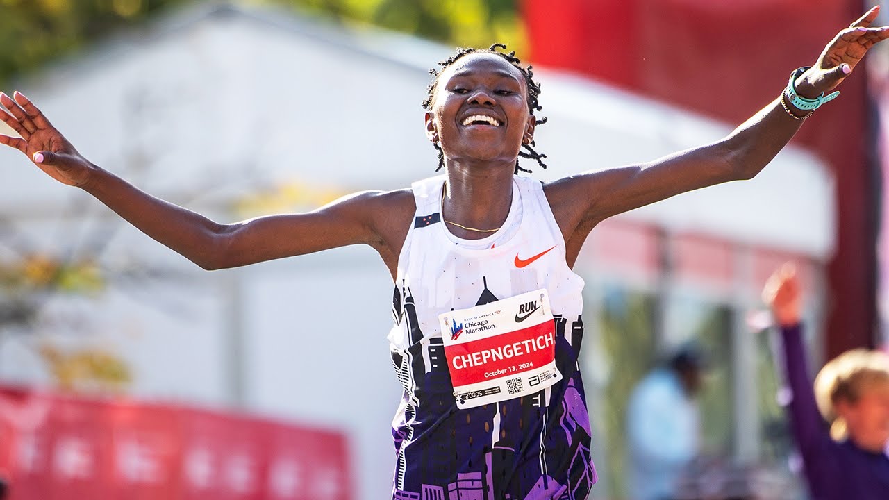 MARATHON - HISTORIQUE ! Ruth Chepngetich explose le record du monde, première femme sous les 2h10 !