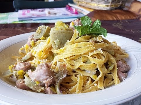 Tagliatelle carciofi e salsiccia - Le video ricette di Lara