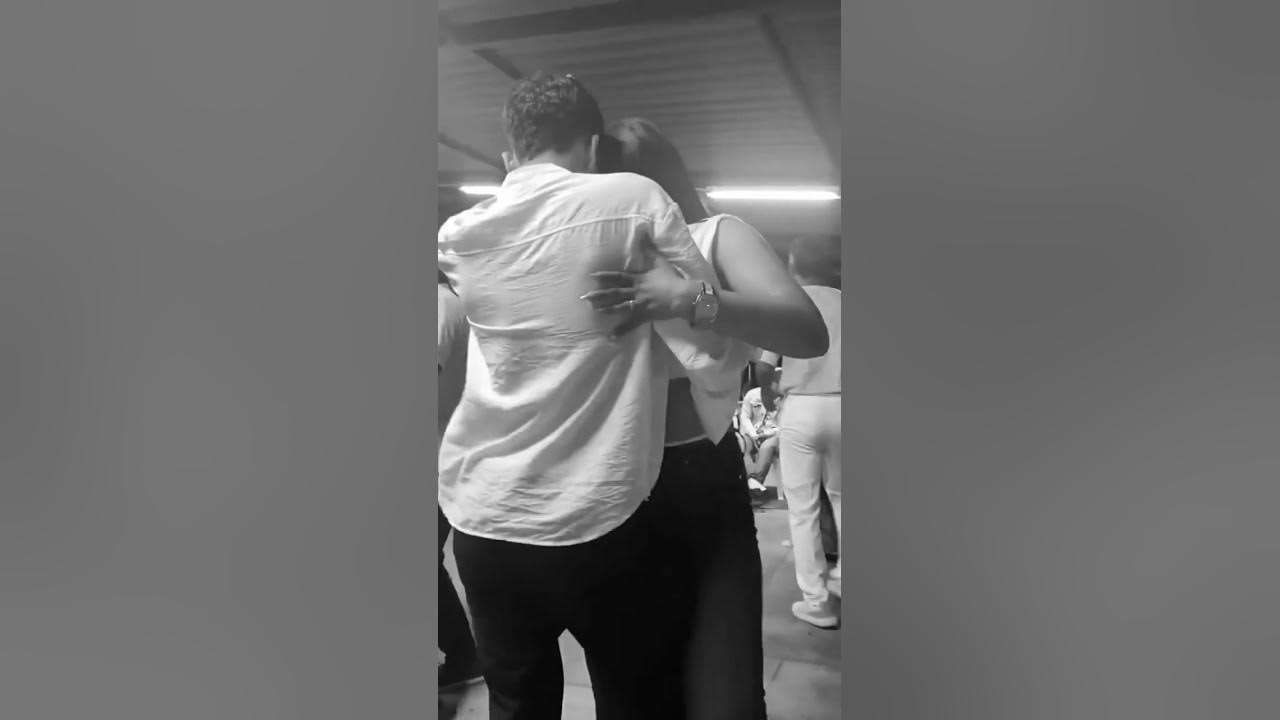 Bailan "Mar De Emlciones" de Afrosound #viejotecas #dance #tropical #Baile