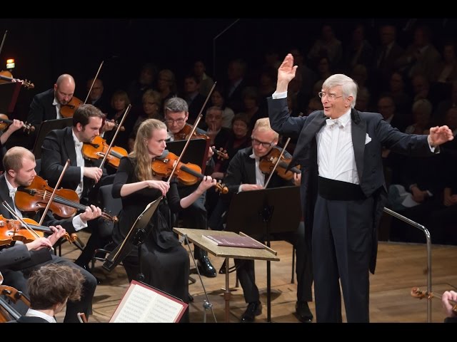 Beethoven - Symphonie n°7: 1er mvt : Orch Gewandhaus Leipzig / H.Blomstedt