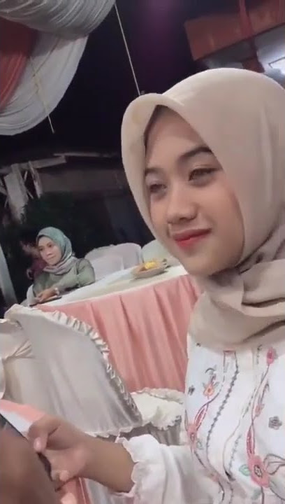 story wa Halu ke kondangan sama cewek cantik