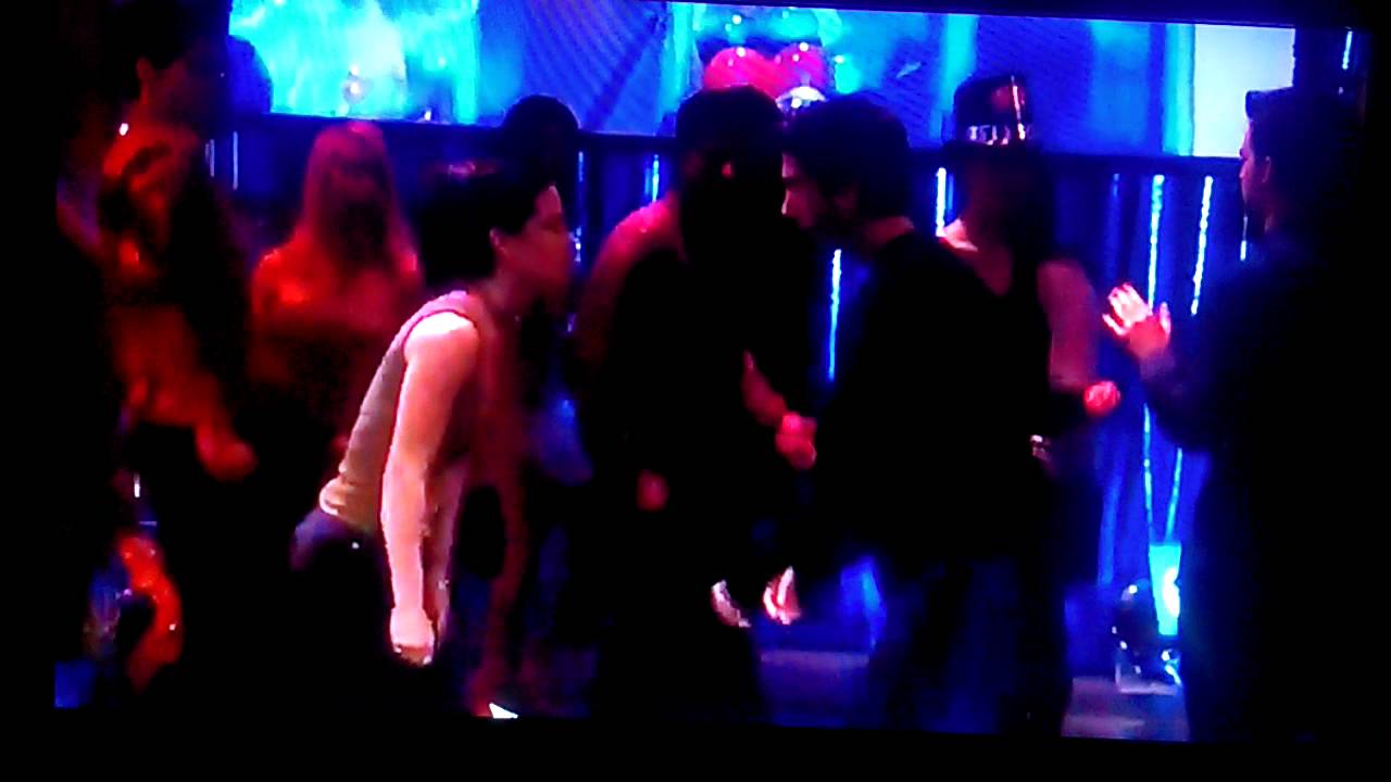 Monica and Ross's Routine (Friends: S06E10) the one with the routine ...