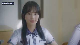 Teacher and student Love story drama 🥰 || Drama in short with bollywood song💞 #lovespecial #kdrama Resimi