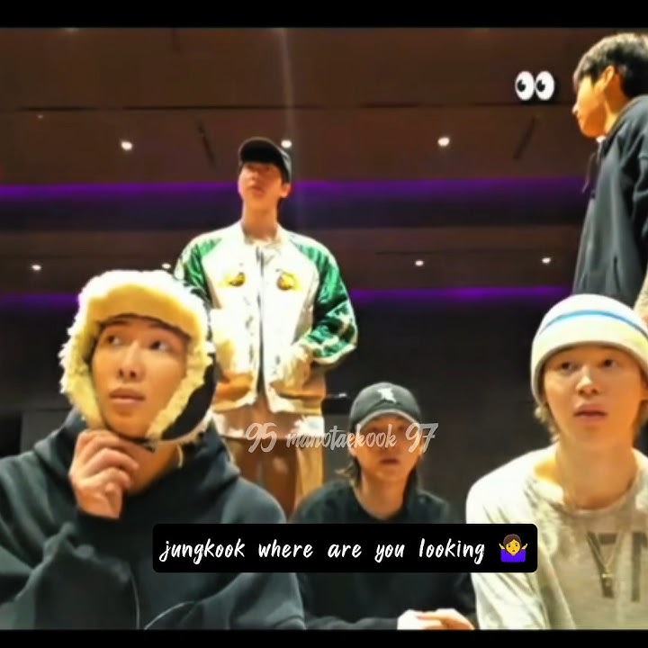 why jungkook keep looking that side 🤷‍♀️😆#taekook #shorts #ytshorts #trendingshorts #viralshorts