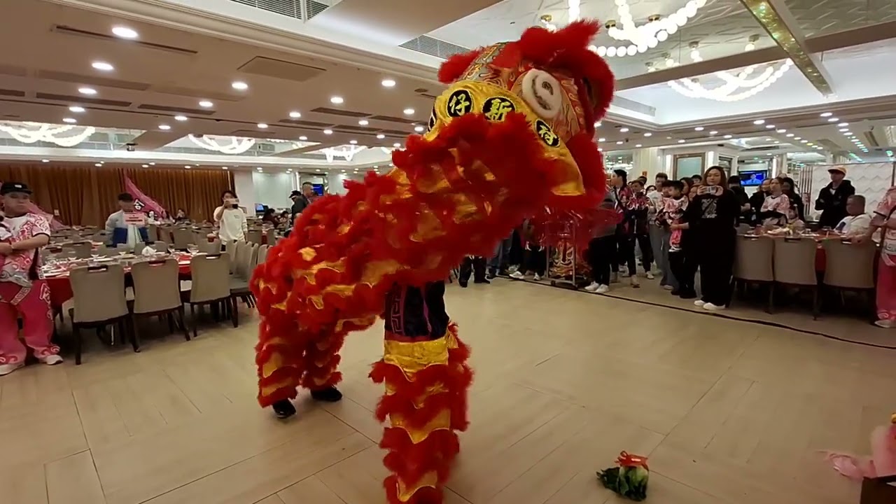 香港合壹龍獅團 十周年會慶 暨春節聯歡晚宴-三門仔青年會醒獅到賀