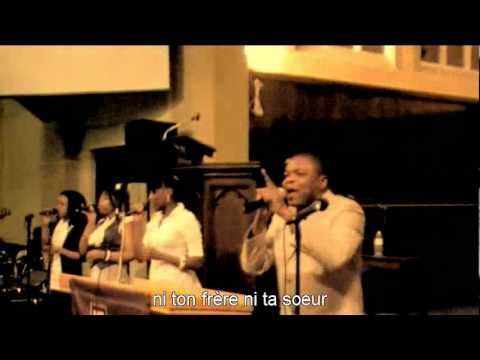 Fr. JP-BUSE - Prestation du 25 dcembre 2010 ( Gospel rumba from Rd.CONGO)