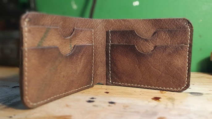 Making a D.I.Y Louis Vuitton Card Holder Wallet! 