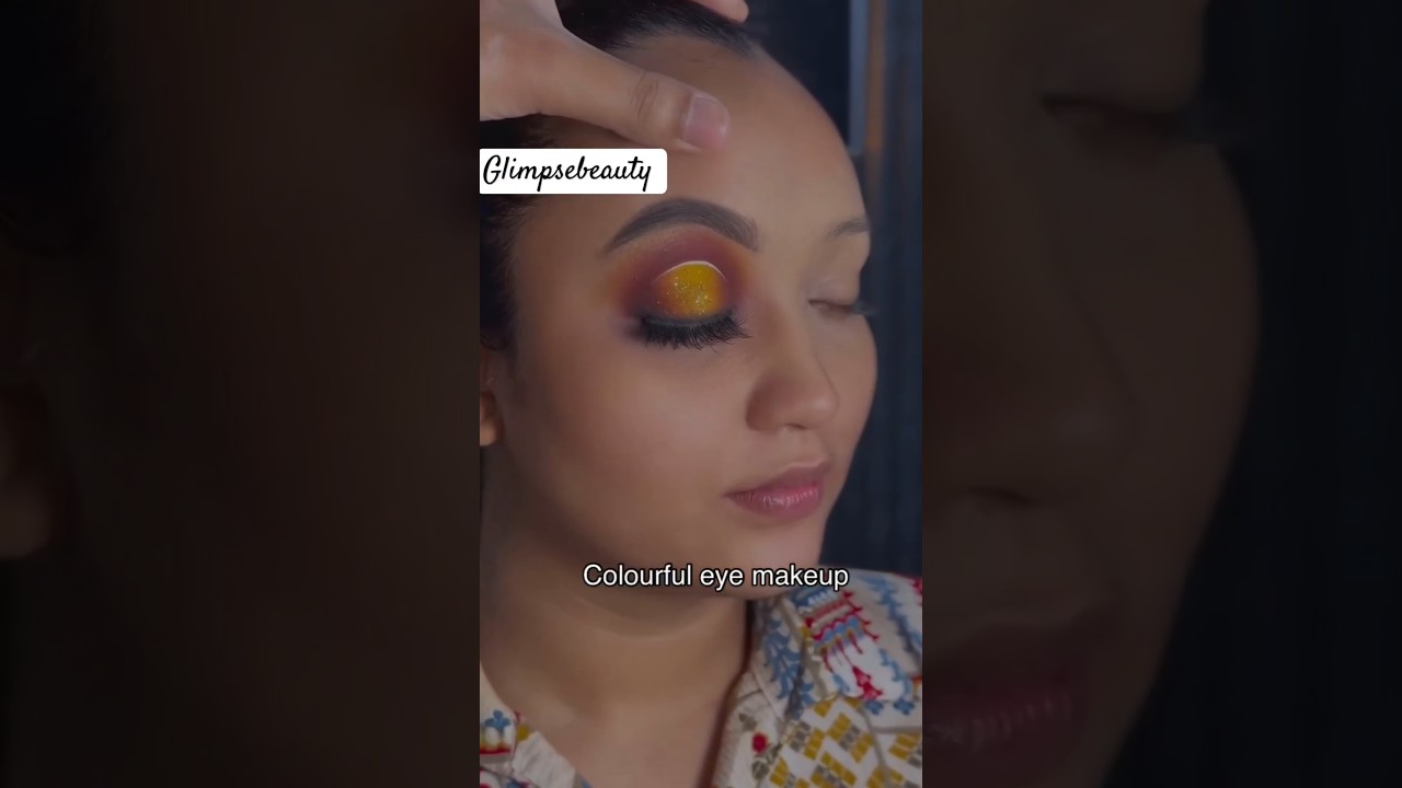 Colourfull eye makeup 
