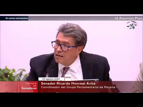 ”Yo no me arrodillo…”: Ricardo Monreal