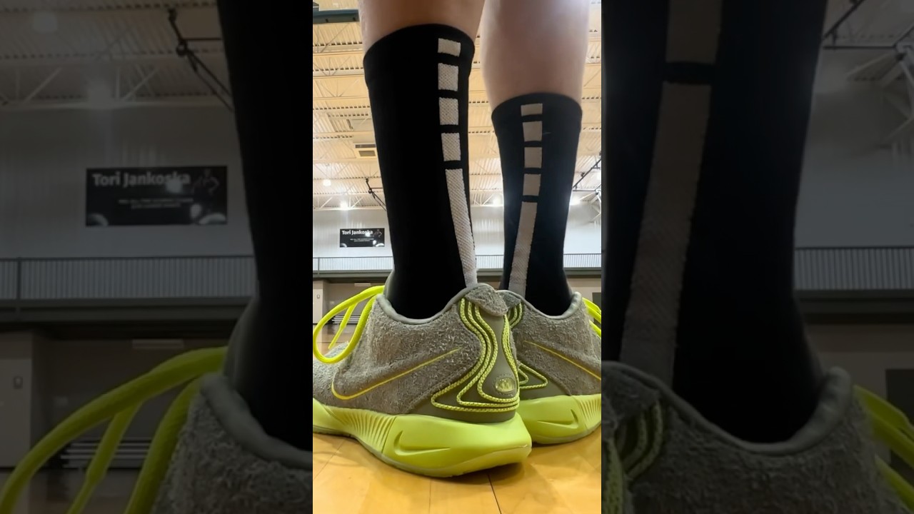 NIKE BASKETBALL LEBRON JAMES XXI ALGAE + ELITE SOCKS ON FOOT! ✨⚡️ 