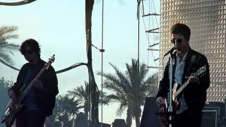 Noel Gallagher&#39;s High Flying Birds - Mucky Fingers 04/14/12: Coachella - Indio, CA
