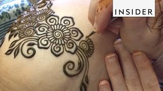 Artist Makes Henna Crowns for Chemo Patients