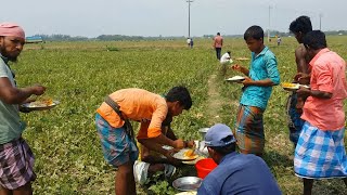 তরমুজ ক্ষেতে গিয়ে তরমুজ খাওয়ার এবং কেনার অপরুপ চিত্র। Watermelon Filed.