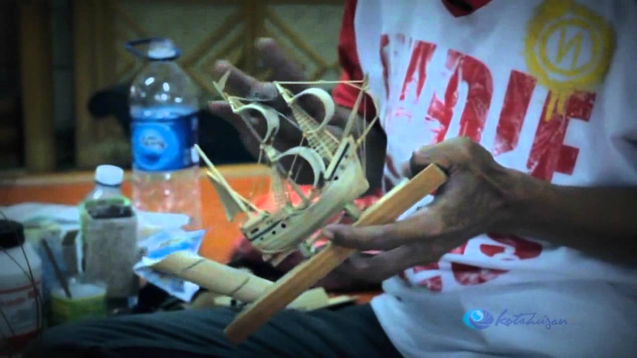 Bisnis Kreatif  Membuat Bambu  Jadi Kapal Usaha Yang 