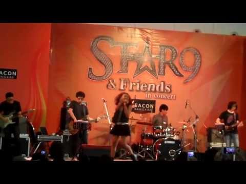 ตัวเบาเบา - ดี The star 9 02062013 @SEACON BANGKAE
