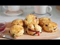 How to make easy and delicious scones/raisin scones