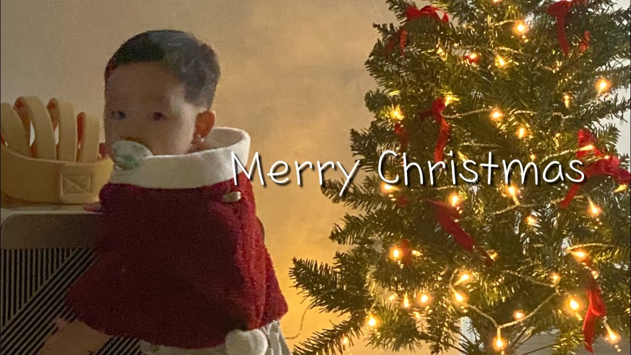 8개월 아기와 첫 크리스마스 보내기
