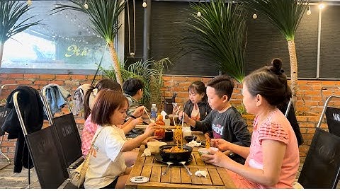 Tô mì cay hít hà bất ổn của nhóm tí hon và được anh đại gia giả trả tiền